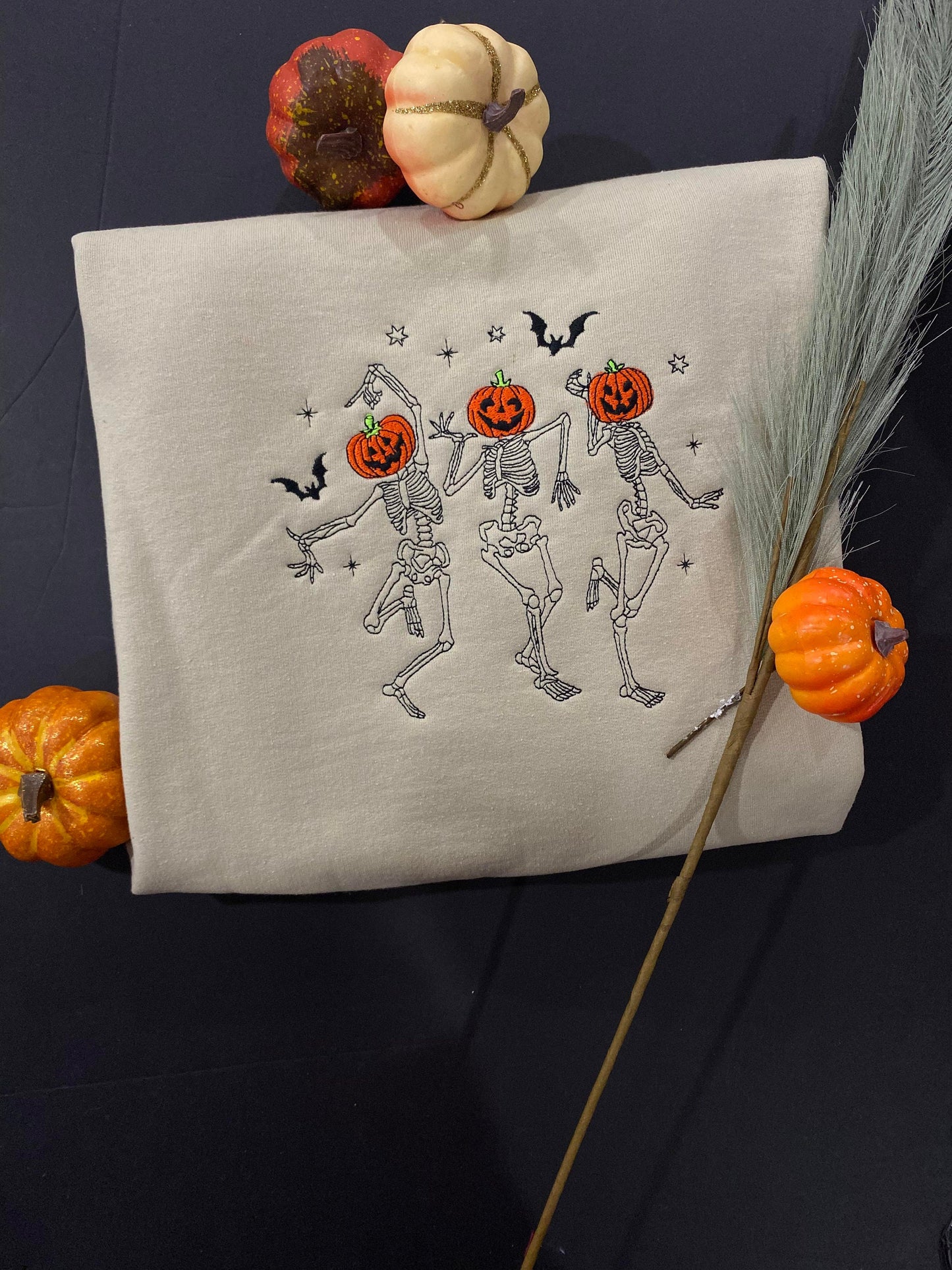 🎃🔥(Best seller)Embroidered Haunted Pumpkin Hoodie/Sweatshirt
